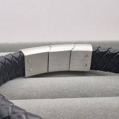 Leather bracelet with rectangle clasp