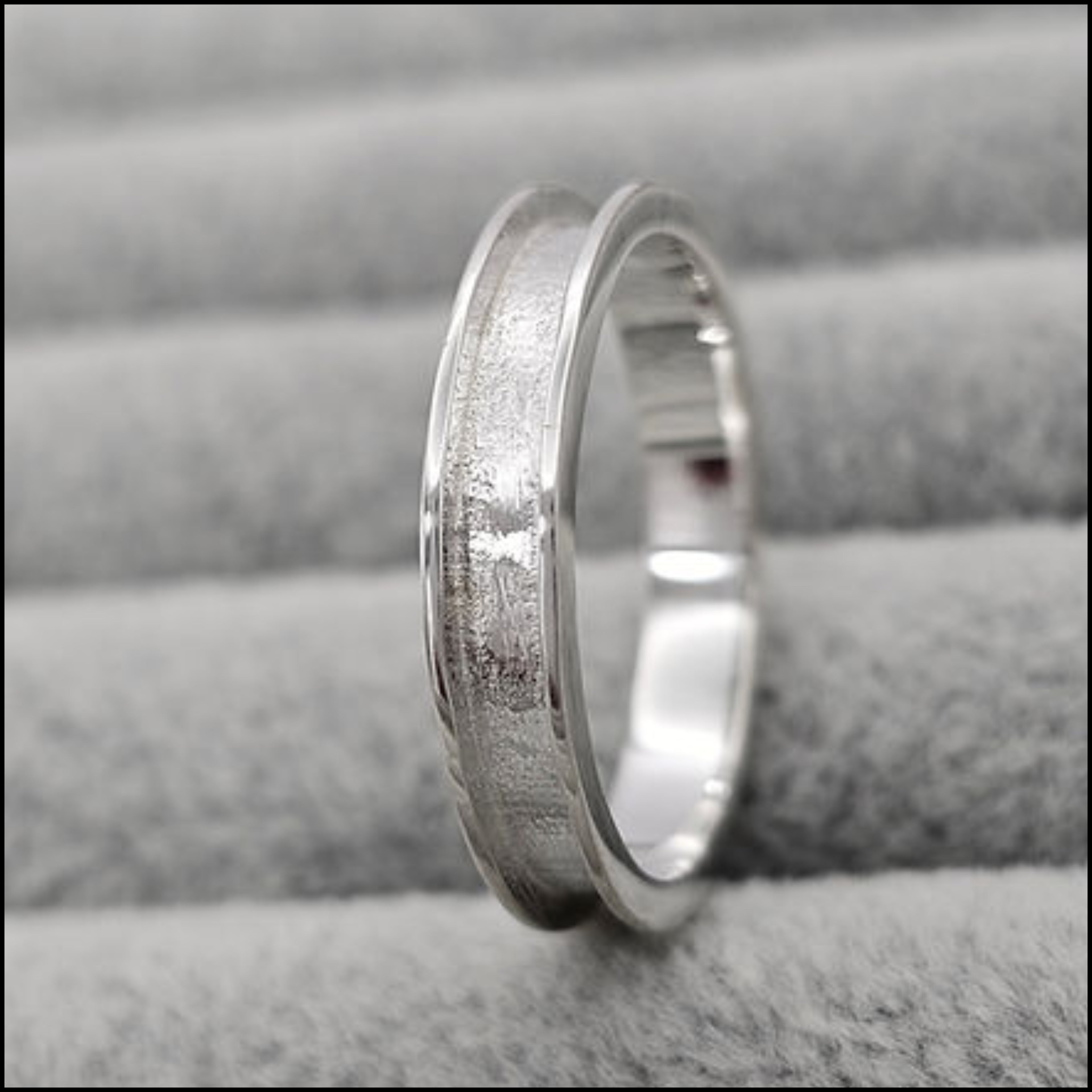 4mm width channel ring - 925 sterling silver