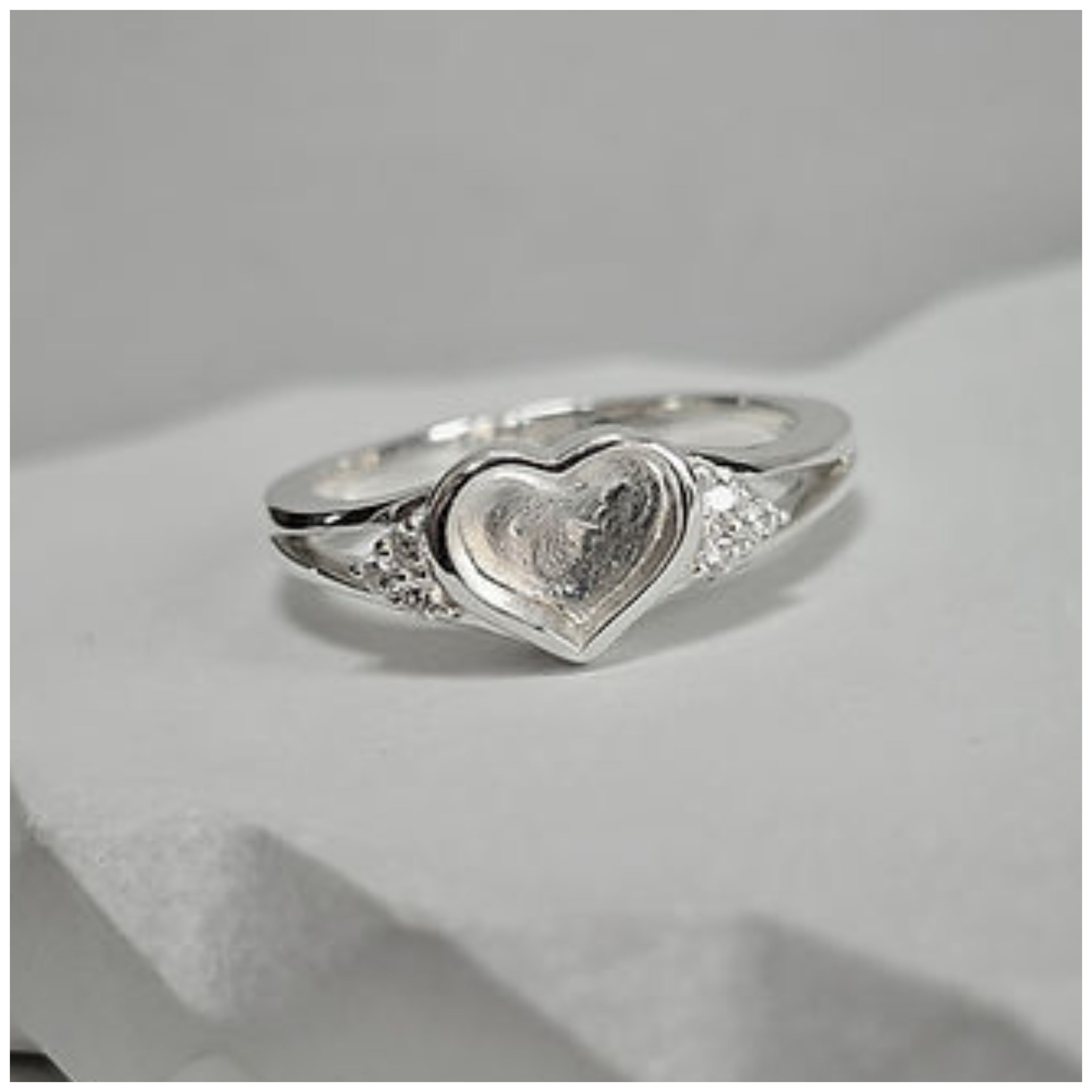 6mm heart ring with cubic zirconia stones