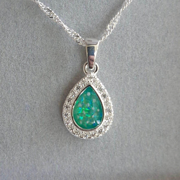 Halo teardrop pendant