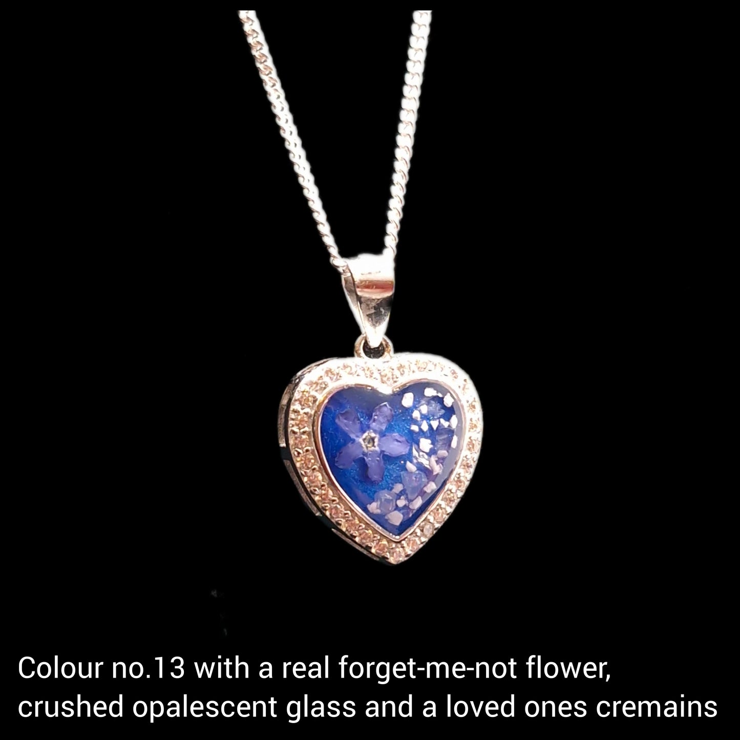 Cremation ashes heart necklace with a real forget-me-not 