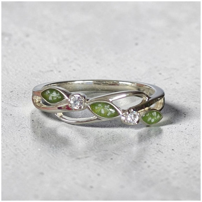 Eternal vine ring