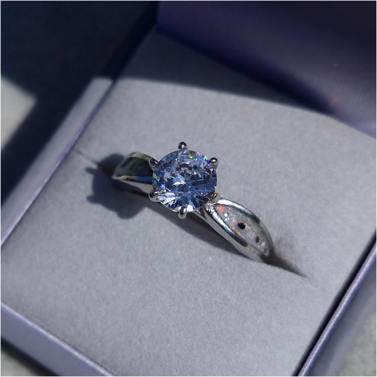 Aurora Solitaire ring - Stainless Steel
