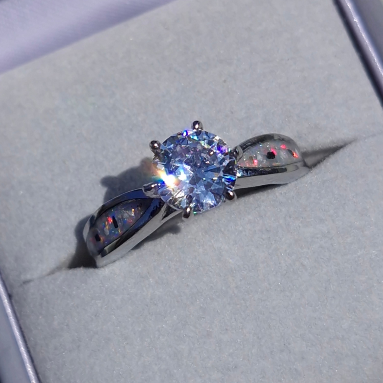 Aurora Solitaire ring - Stainless Steel
