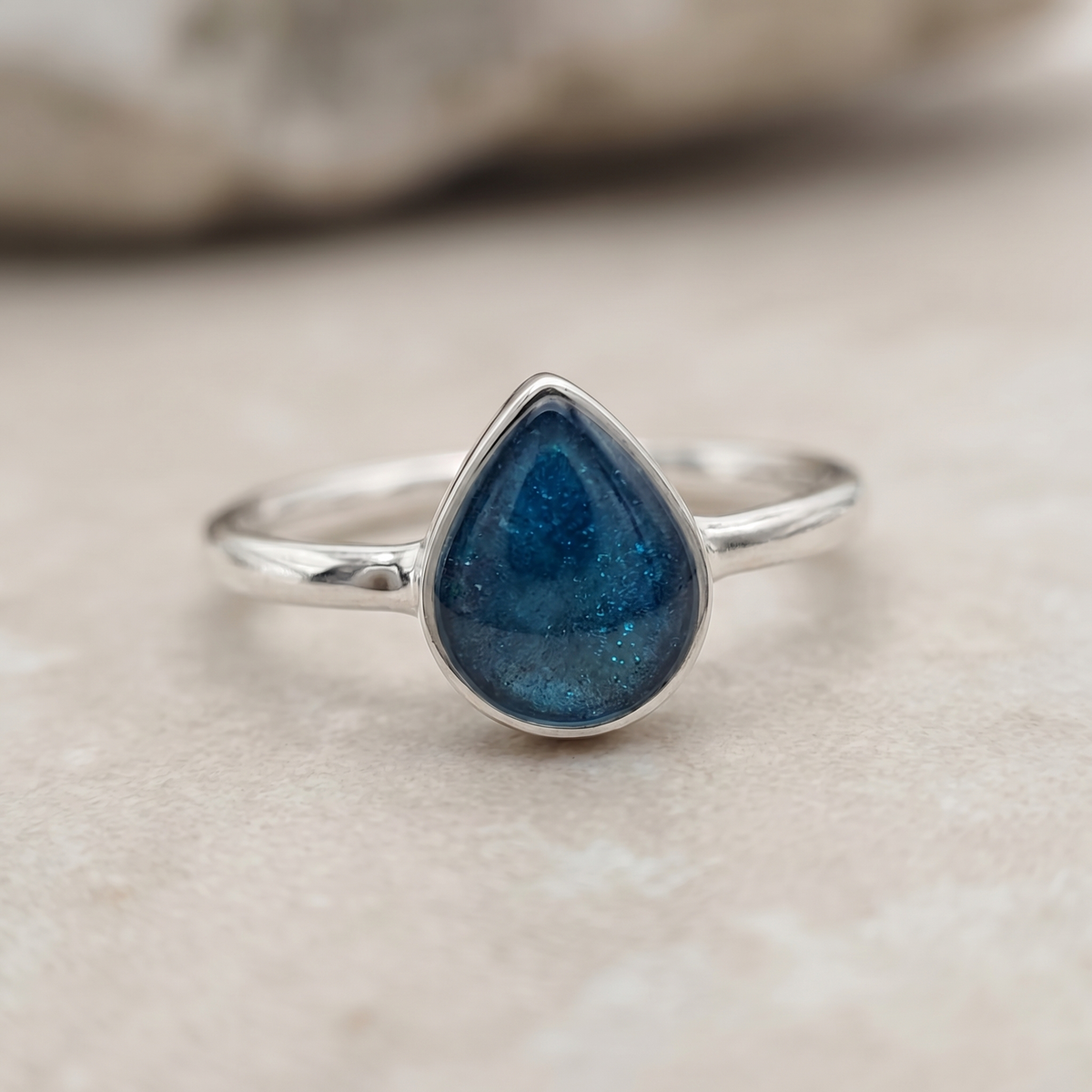 Plain teardrop ring