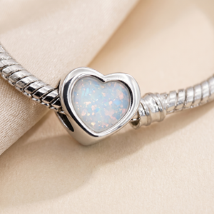 Thick trim heart charm