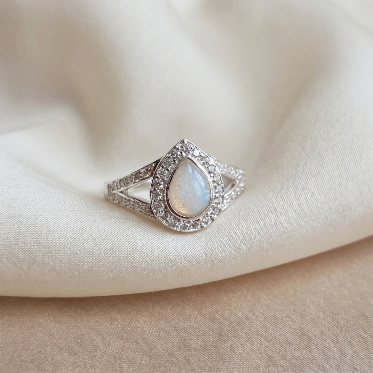 Split shank Pear ring