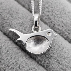 Robin keepsake pendant